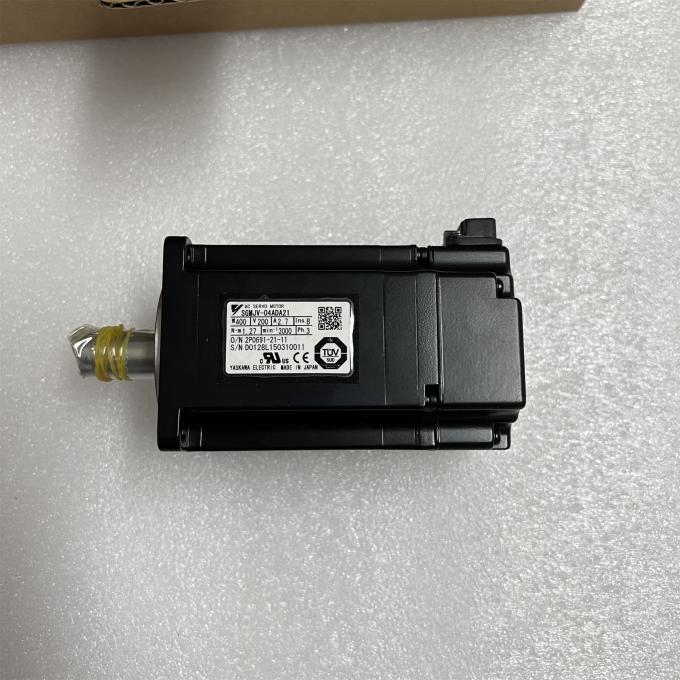 Yaskawa SGMJV-04ADA21 AC SERVO MOTOR 2.7A 400W 3000RPM 200V NEW
