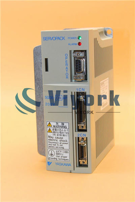 50 / 60HZ Yaskawa SGDE-04AS Servo Drive 3 Phase 200 - 230VAC Input 6AMP