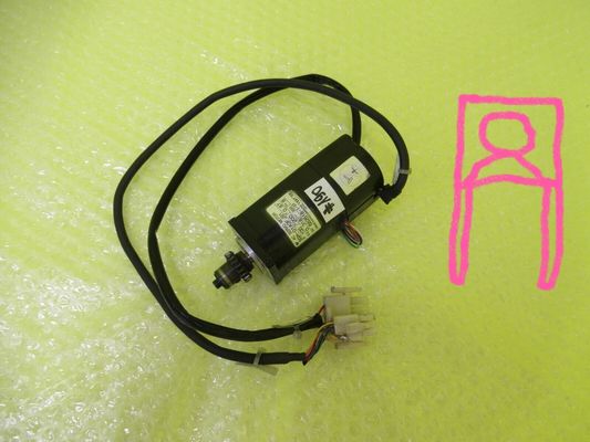 Yaskawa SGM-01A3FJ91 AC SERVO MOTOR 100W 200V 0.87A 3000RPM NEW
