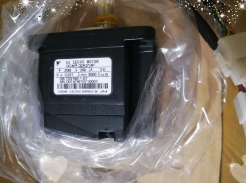 Yaskawa SGMP-02A314 AC SERVO MOTOR 2A 200W 3000RPM 200V NEW