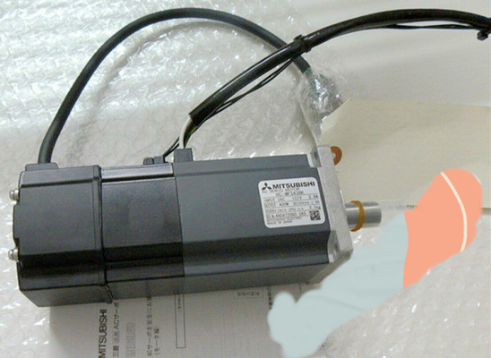 Mitsubishi HC-MFS43BK AC Servo Motor 3AC 2.8A 122V 3000RPM 400W NEW