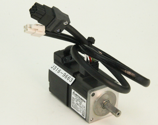 Mitsubishi HC-SFS121 AC Servo Motor 3 PHASE 7.1A 118V 1000RPM NEW