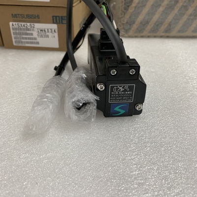 Mitsubishi HC-KFS13B AC Servo Motor 3000RPM 100W 105V 0.7A NEW