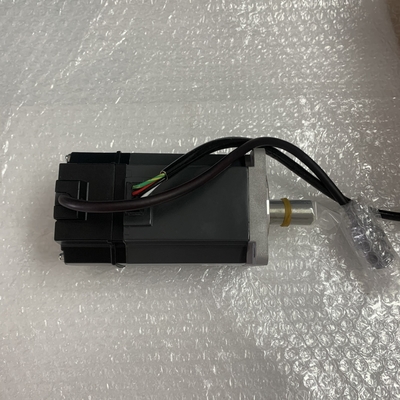 Mitsubishi HC-KFS73K AC Servo Motor 3 PHASE 750W 103V 3000RPM NEW