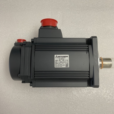 Mitsubishi HC-RP153 AC Servo Motor 3 PHASE 1.5 KW 145 V 3000 RPM 8.2 A IP65 CIF NEW AND ORIGINAL GOOD PRICE