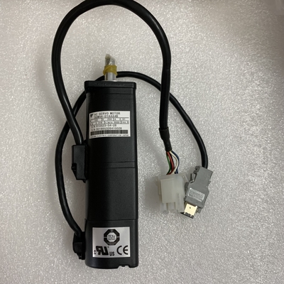 Yaskawa SGMAH-01AAA4B AC SERVO MOTOR 100W 200V 0.91A 3000RPM NEW