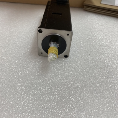 Yaskawa SGMAS-01ACA2C AC SERVO MOTOR 100W 200V 0.91A 3000RPM NEW