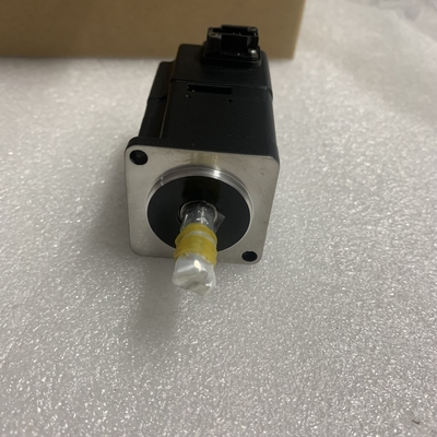 Yaskawa SGMAS-A5ABA-TE11 AC SERVO MOTOR 50W 200V 0.66A 3000RPM NEW