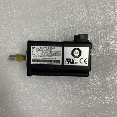 Yaskawa SGMAS-A5ACAB1 AC SERVO MOTOR 50W 200V 0.66A 3000RPM NEW