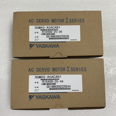 Yaskawa SGMAS-A5ACAB1 AC SERVO MOTOR 50W 200V 0.66A 3000RPM NEW