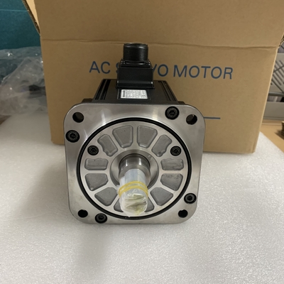 Yaskawa SGMGH-09DCA6F-OY AC SERVO MOTOR 850W 1500RPM 400V 3.5A NEW