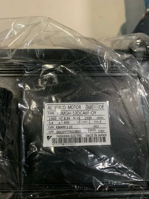 Yaskawa SGMGH-13DCA6F AC SERVO MOTOR 1.3KW 400VAC 5.4A 1500RPM NEW
