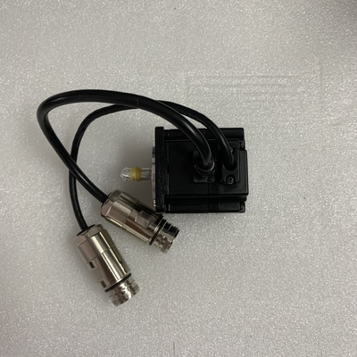 Yaskawa SGMPH-01AAA61D AC Servo Motor 200V 100W 0.89A 3000RPM NEW