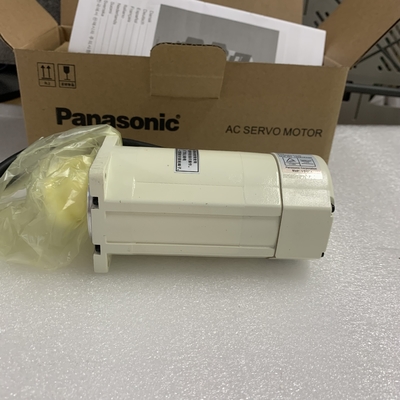 Panasonic MSMA042A1C AC SERVO MOTOR 106V 2.5A 0.4KW 200HZ 3000RPM NEW