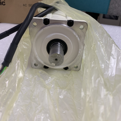Panasonic MSMA082A1D AC SERVO MOTOR 116V 4.3A 0.75KW 200HZ 3000RPM NEW