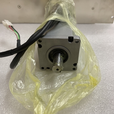 Panasonic MUMS041AVE0S AC Servo Motor 61V 4.4A 0.4KW 200HZ 3000RPM