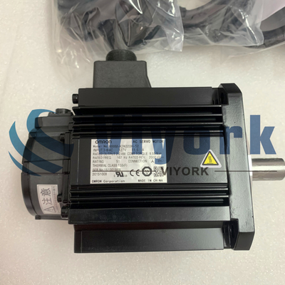 OMRON R88M-K2K020H-S2 Servo Motor 2KW 127V 11.5A 167HZ 2000RPM NEW