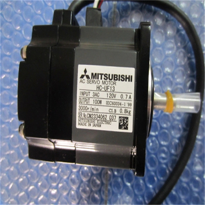 Mitsubishi HC-UFS13 AC Servo Motor 120V 0.7A 100W 3000RPM 3AC