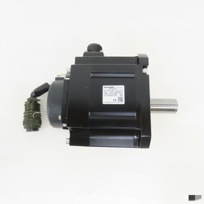 Mitsubishi HF-SP102 AC Servo Motor 3 PHASE 1KW 125V 2000RPM NEW