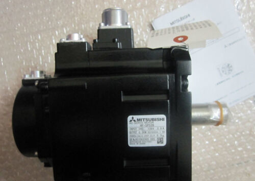 Mitsubishi HF-SP52B AC Servo Motor 3 PHASE 0.5KW 128V 2000RPM NEW