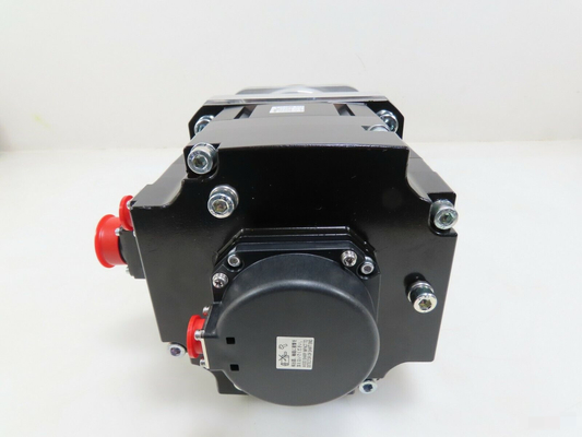 Mitsubishi HF-SP702B AC Servo Motor 3 PHASE 7KW 143V 2000RPM NEW