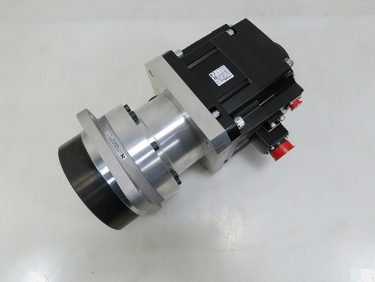 Mitsubishi HF-SP702B AC Servo Motor 3 PHASE 7KW 143V 2000RPM NEW