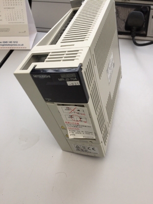 Mitsubishi MR-J2S-200A-PM070 AC SERVO AMPLIFIER 3 PHASE 1 YEAR NEW