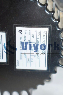 400V 450 Watt 2.84NM AC Servo Motor SGMGH-05ACA6