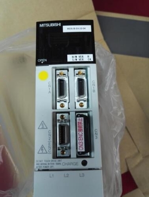 Mitsubishi MDS-B-SVJ2-04 Industrial Servo Drives 0.3KW 50/60HZ NEW