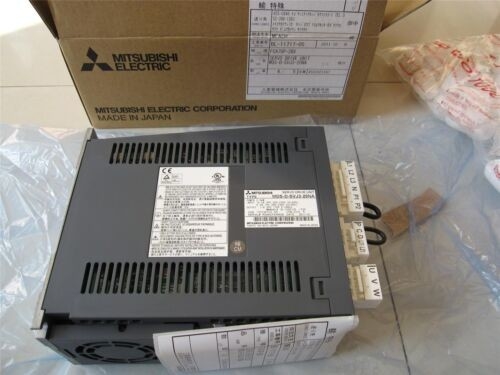 Mitsubishi MDS-D-SVJ3-02NA AC SERVO DRIVE 200-230V 50/60HZ NEW