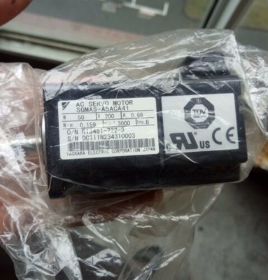 Yaskawa SGMAS-A5ACA41 AC SERVO MOTOR 50W 200V 0.66A 3000RPM NEW