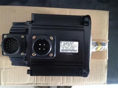 Yaskawa SGMGH-09ACA61 AC Servo Motor 850W 200V 7.1A 1500RPM NEW