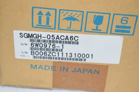 Yaskawa SGMGH-30ACA4C AC SERVO MOTOR 12.7A 2KW 3000RPM 200V NEW