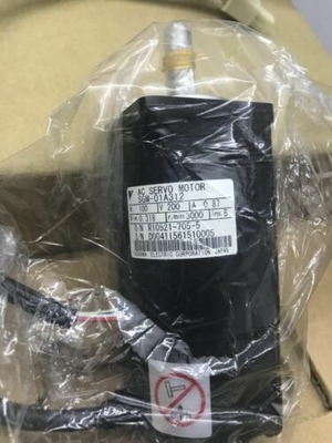 Yaskawa SGM-01A312 AC SERVO MOTOR 100W 200V 0.87A 3000RPM NEW