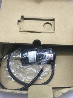 Yaskawa SGM-01A312 AC SERVO MOTOR 100W 200V 0.87A 3000RPM NEW