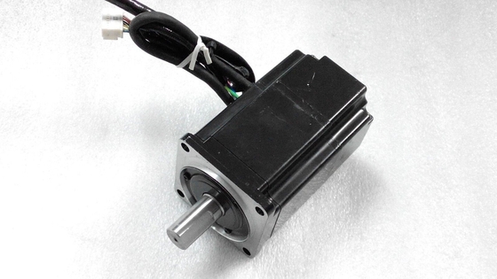 Yaskawa SGM-02A316 AC SERVO MOTOR 200W 200V 2A 3000RPM NEW