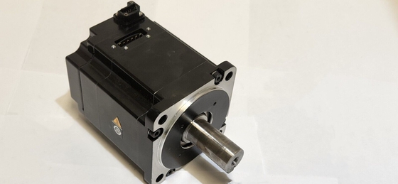 Yaskawa SGM-08A316 AC SERVO MOTOR 750W 200V 4.4A 3000RPM NEW