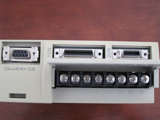 Yaskawa SDGL-01AP AC SERVO AMPLIFIER ServoPack 200-230V 50/60HZ NEW