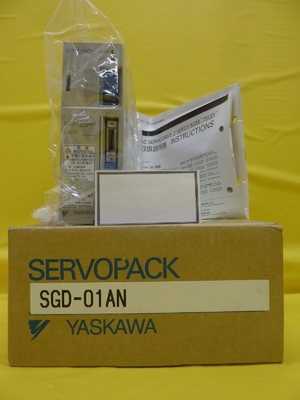 Yaskawa SGD-01AN AC SERVO AMPLIFIER 200-230V 2.5/0.87A 50/60HZ NEW