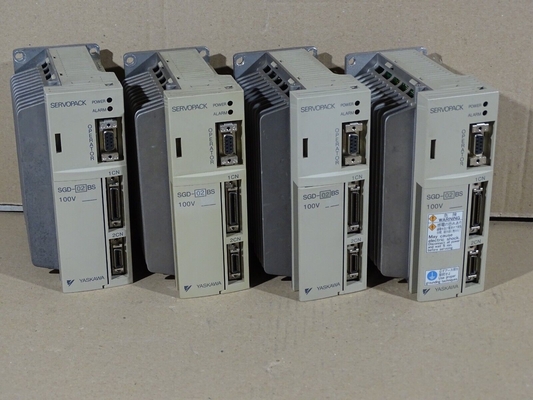Yaskawa SGD-02AH AC SERVO AMPLIFIER 200-230V 4A 50/60HZ NEW