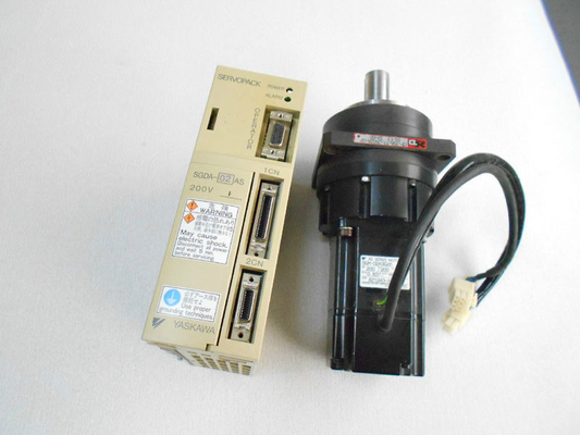 Yaskawa SGDA-02ASP AC SERVO AMPLIFIER 200-230V 4/2A 50/60HZ NEW