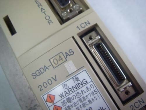 Yaskawa SGDA-04ASP AC SERVO AMPLIFIER 200-230V 6/2.6A 400W NEW