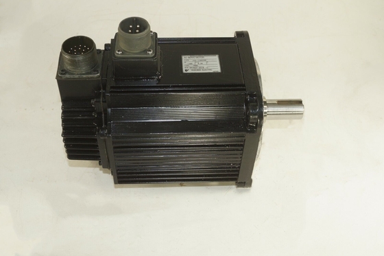 Yaskawa SGMG-05A2A AC SERVO MOTOR 0.5KW 200V 1 YEAR WARRANTY NEW