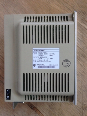 Yaskawa SGDA-08VP AC SERVO AMPLIFIER 200-230V 11/4.4A 750W NEW