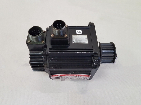 Yaskawa SGMG-09A2A AC SERVO MOTOR 200V 7.1A 850W 1500RPM NEW