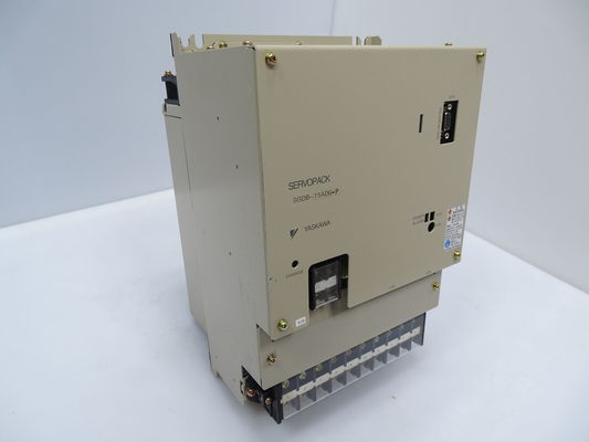 Yaskawa SGDB-75ADG AC SERVO AMPLIFIER 200-230V 41A 7.5KW NEW