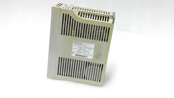 Yaskawa SGDE-01AP AC SERVO AMPLIFIER 2.5/0.87A 100W 200-230V NEW