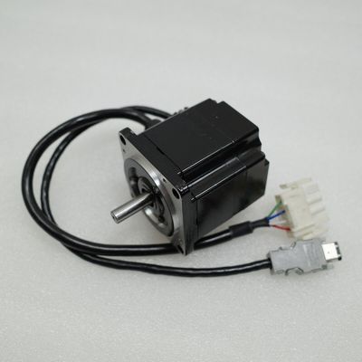 Yaskawa SGMPH-02A1A21 AC SERVO MOTOR 200V 2A 200W 3000RPM NEW