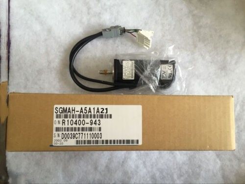 Yaskawa SGMAH-A5A1A21 AC SERVO MOTOR 200V 0.64A 50W 3000RPM NEW