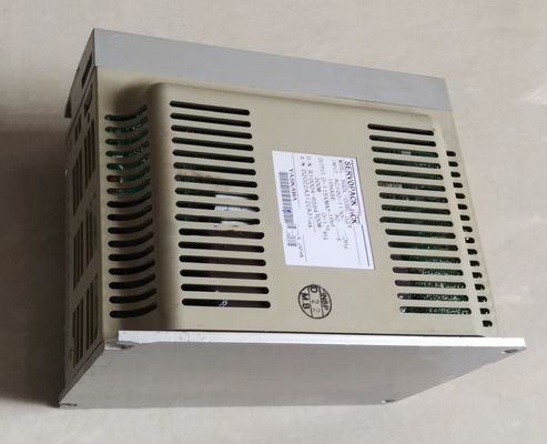 Yaskawa SGDM-01ADA-RY5 AC SERVO AMPLIFIER 200-230V 2A 0.1KW NEW
